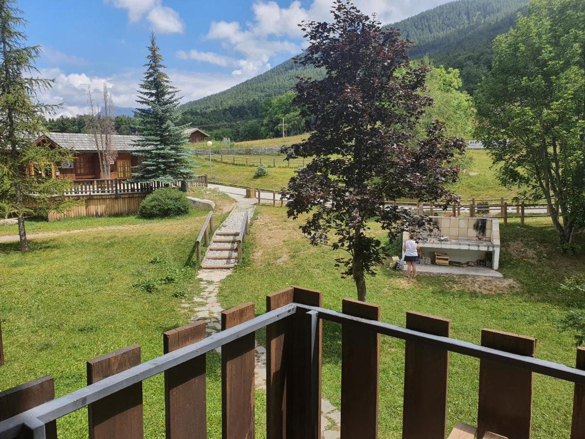 Studio 4 A 5 Personnes Saint Jean Montclar Montclar  Luaran gambar